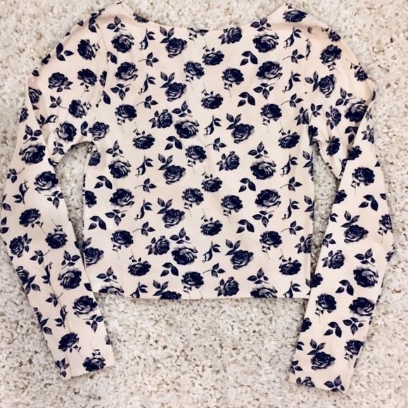 Violet cotton long sleeves crop top size S - Picture 2 of 8